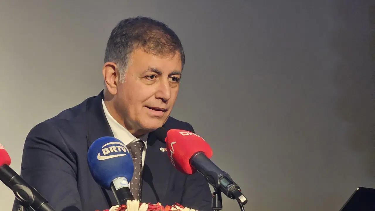 Cemil Tugay Zonguldak’ta Yerel Yönetimler Sağlık ve Medya Paneli için