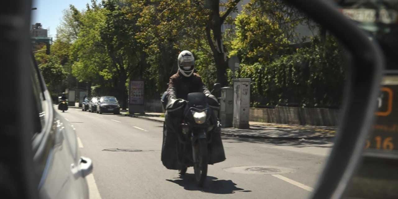 Moto Kurye Ücretlerinde Büyük Artış: Saatlik ve Bonus Düzenlemeleri Gelirleri