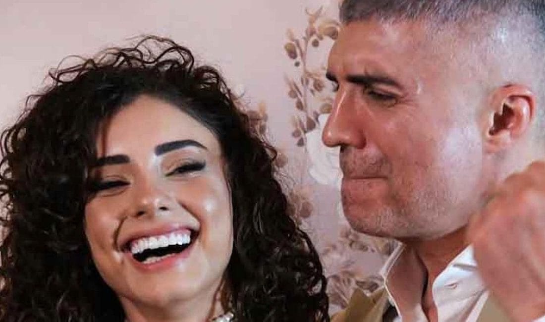 Özcan Deniz’in Evlilik Teklifi Anı: Samar Dadgar’ın Anlattıkları Şarkıcı Özcan