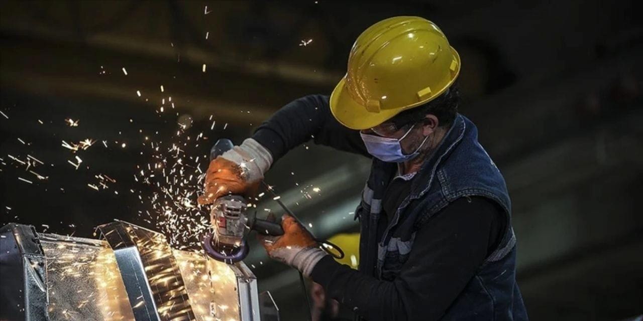 İSO ve S&P Global Kasım 2025 PMI: Sanayi Daralması Sürüyor