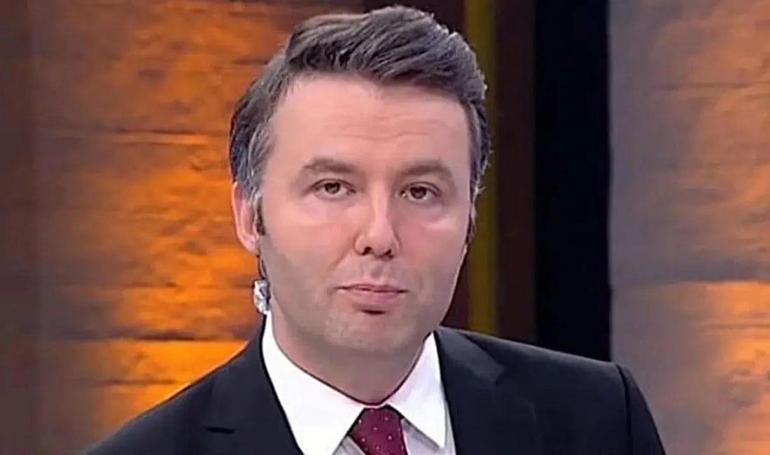 Tutuklanan Mehmet Akif Ersoy’dan yazılı açıklama: ‘Haysiyet cellatlığı zincirinin son halkası’ Mehmet Akif Ersoy’un Tutuklanması ve Yapılan Açıklama İstanbul Cumhuriyet Başsavcılığı’nın