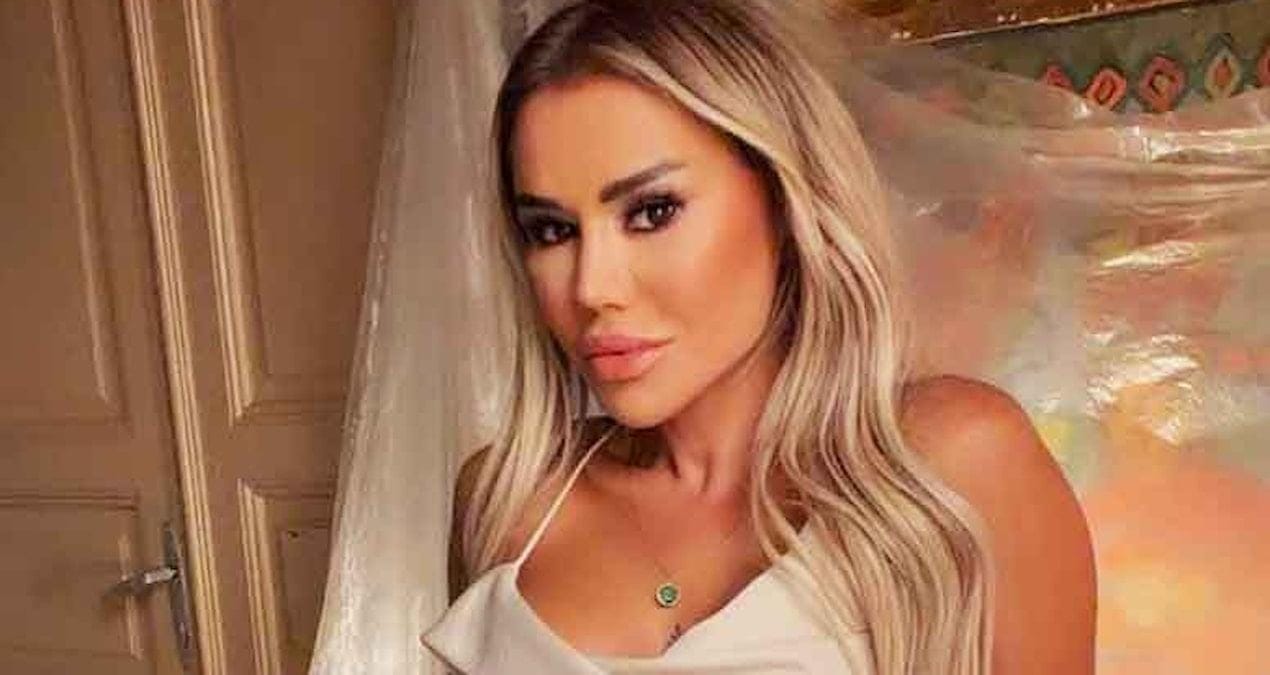 Ceylan, yeni şarkısı için Unkapanı’nda basınla buluştu Ceylan, yeni şarkısı