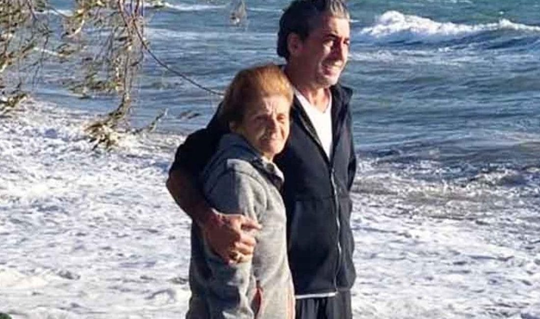 Erkan Petekkaya annesini Alzheimer nedeniyle kaybetti: Duygusal açıklamalar “Öyle Bir