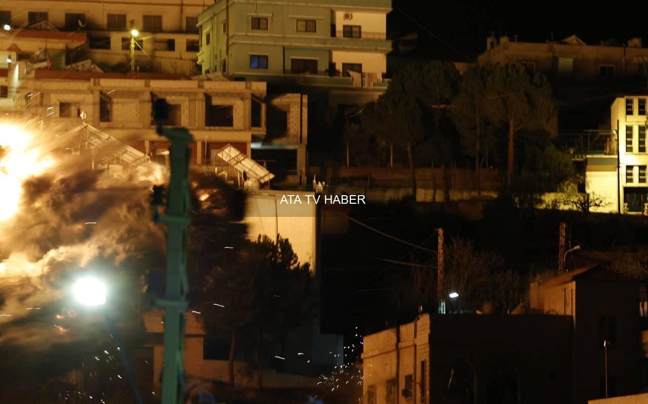 İsrail, Lübnan'ın Doğu ve Güney Bölgelerine Hava ve Topçu Saldırıları Düzenledi