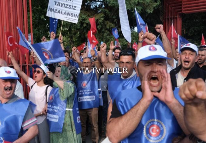 Kamu Emekçileri Sendikaları Konfederasyonu (KESK) 14 Ocak İş Bırakma Öncesi Basın Açıklaması