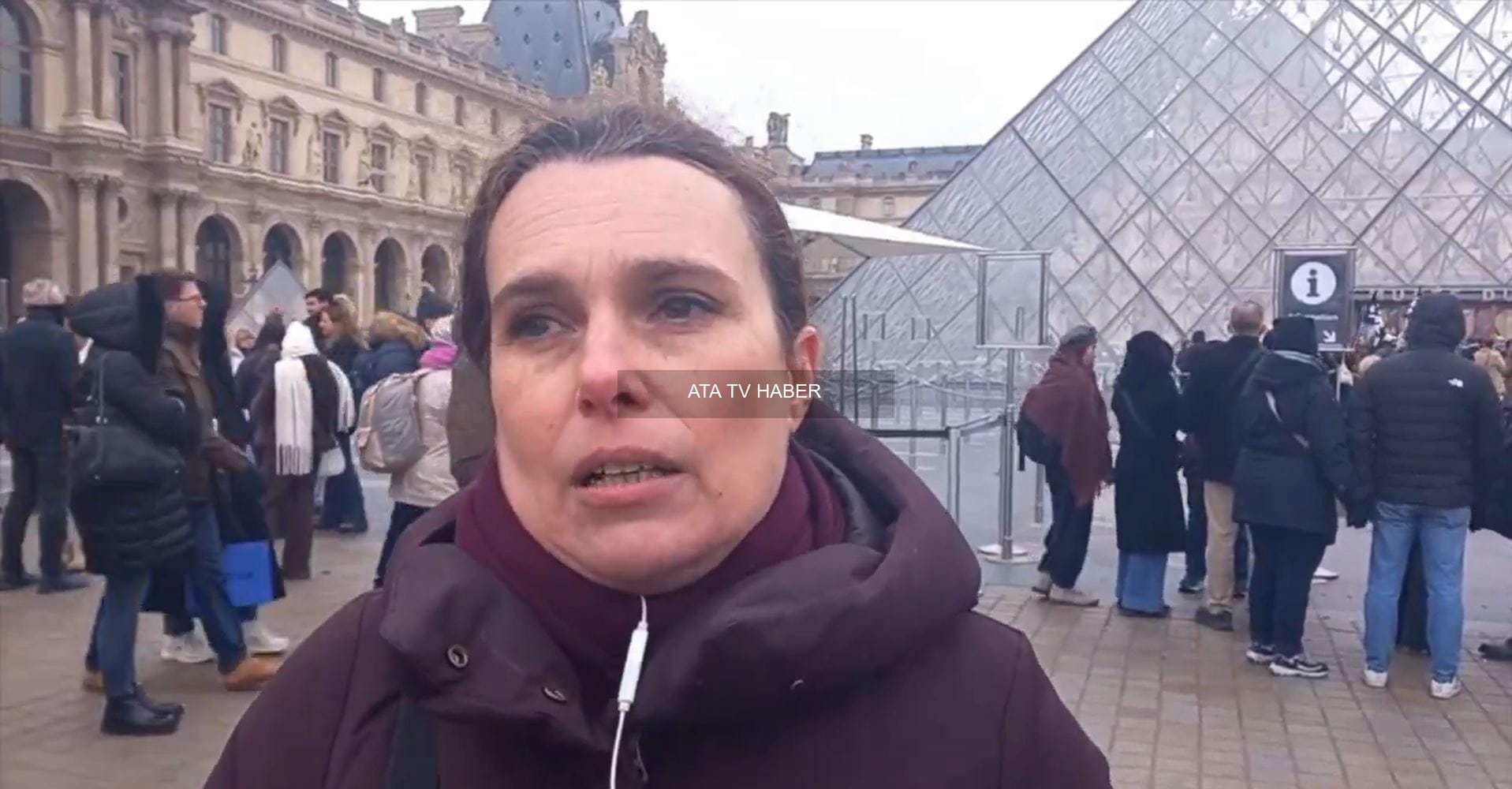 Paris'te Louvre Müzesi'nde 350 İşçi Yeniden Grev Kararı Aldı