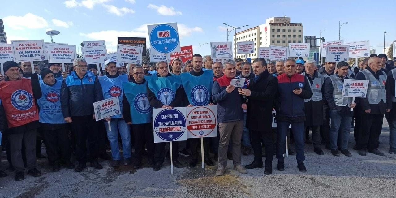 2026 İlk Maaş Günü Protestosu: Memur-Sen Malatya’da Gelir Adaletsizliğini Meşrulaştırdı