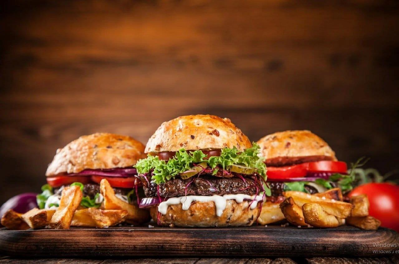 Zmash Burger iddiaları ve soruşturmanın başlangıcı Sosyal medyada “hamburger vakası”
