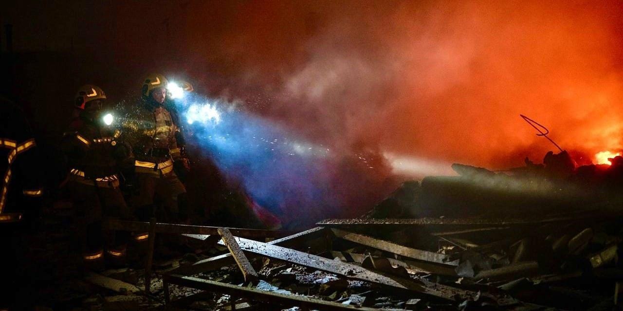 Rusya-Ukrayna çatışmasında gece saldırıları geniş çaplı enerji kesintilerine yol açtı