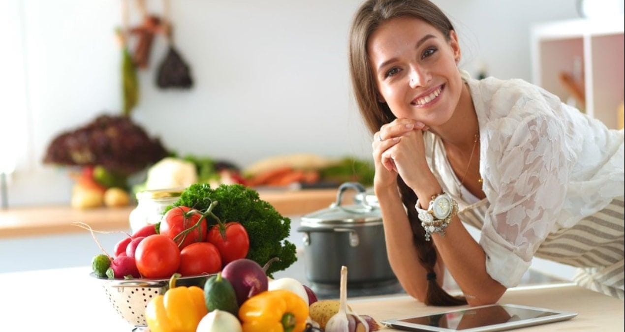 Yeni Yıla Sağlıklı Başlangıç: İç Hastalıkları Uzmanından Beslenme ve Yaşam
