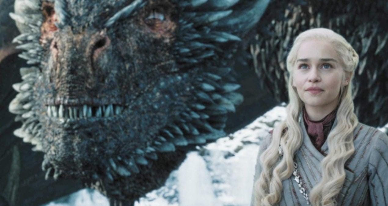 Emilia Clarke iki kez beyin kanaması geçirdiğini ve kalıtsal damar