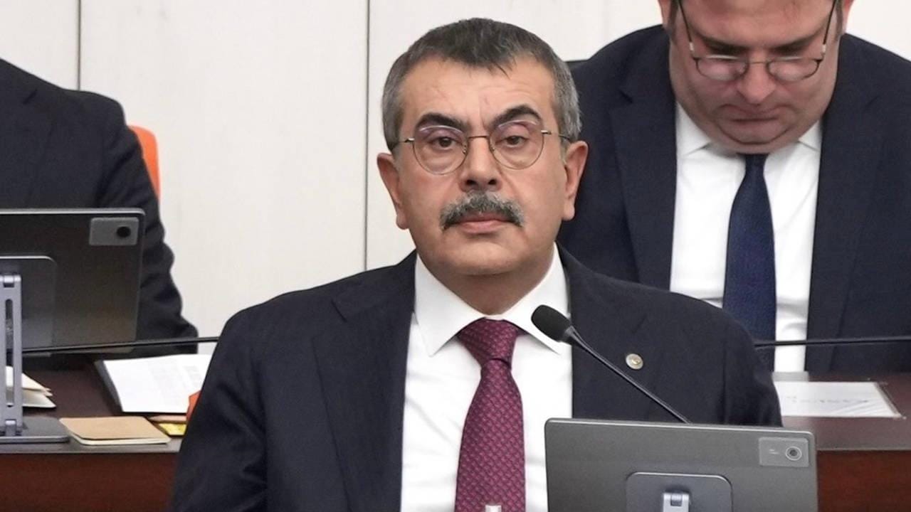 Bakan Yusuf Tekin ‘Laiklik bildirisi’ni hedef almayı sürdürüyor: ‘Bunların dertleri laiklik değil, İslam’