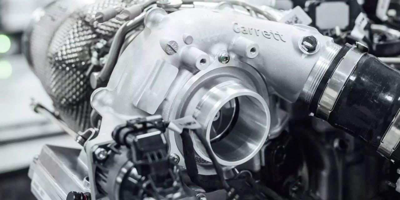 dizel-mi-benzin-mi-hepsi-olur-her-turlu-yakitla-calisan-yeni-motor-tanitildi-5RRNh9bz.jpg