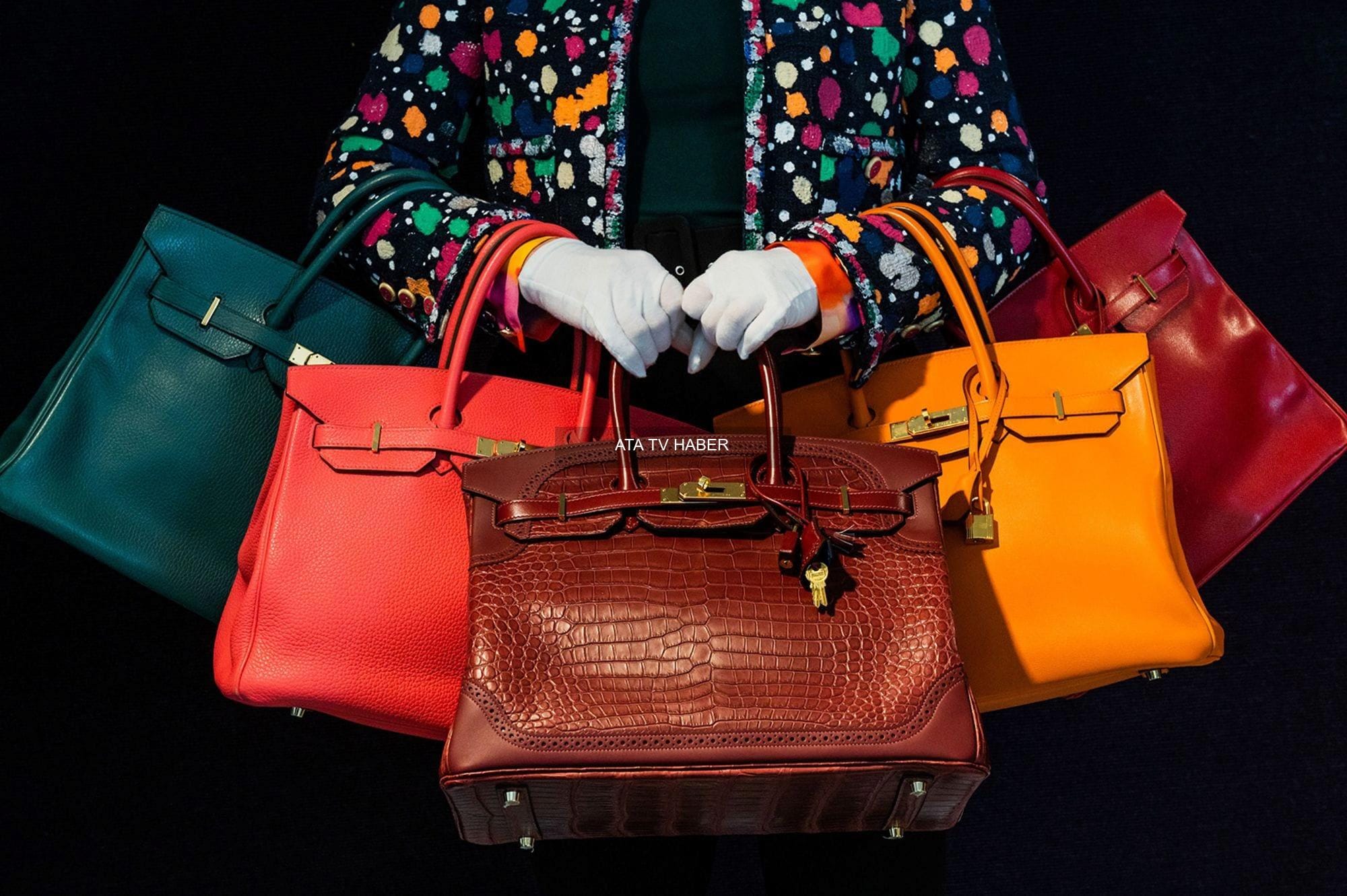 Hermès: Lüks Sektöründe İstikrarın Sırrı ve Diğer Markalara Dersler