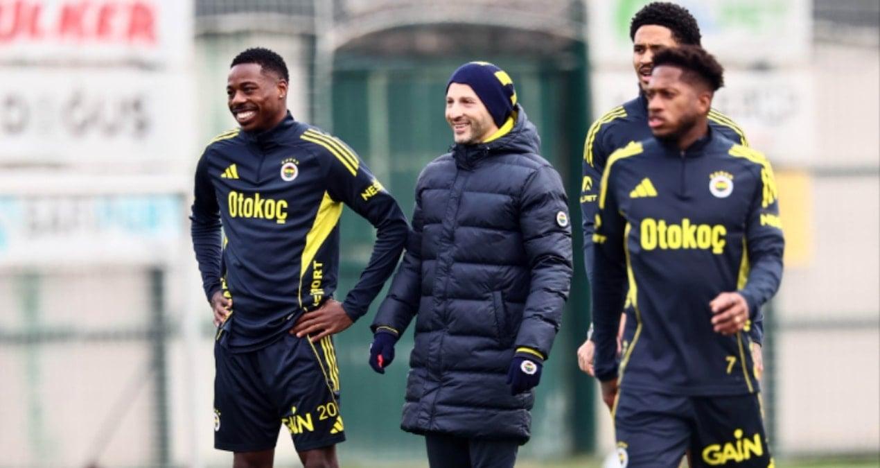 Fenerbahçe’de Gelecek Sezon Kadro Planlaması ve Karar Süreci Süper Lig’de