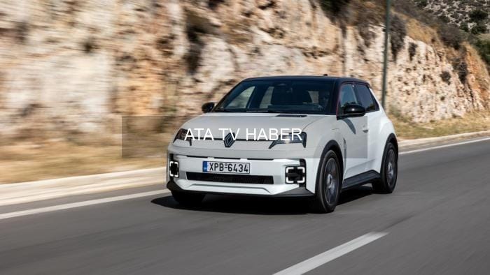 Renault 5 E-Tech, 2026 İngiltere Yılın Otomobili Unvanını Kazandı