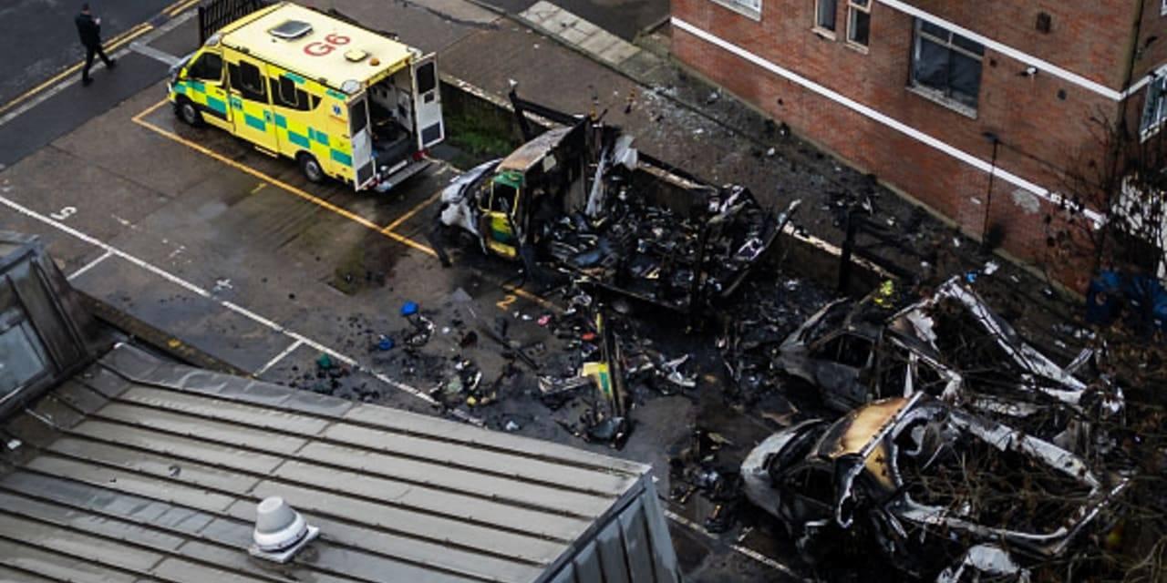 Golders Green’de Kundaklama: Dört Ambulans Gece Boyunca Kullanılamaz Hale Geldi