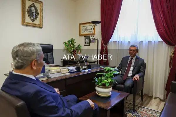 CHP Genel Başkanı Özgür Özel'den Bülent Arınç'a Meclis'te iadei ziyaret