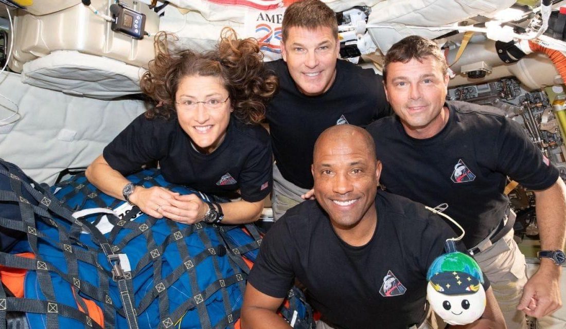 Ay’dan dönüş başladı: Saatte 25 bin mil hızla ateş topunun içine giriyorlar! Artemis II, Dünya’ya Geri Dönüşe Hazırlanıyor NASA’nın Apollo programından 50