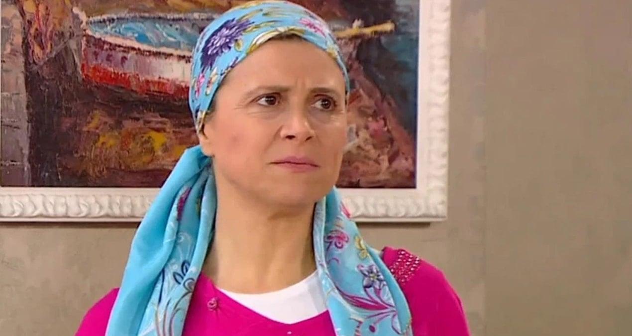 Çocuklar Duymasın’ın Emine’si Yıllara Meyman Okuyor Fenomen dizi Çocuklar Duymasın,