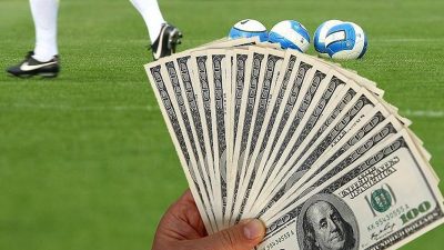 Türk futbolu borç batağında Üç Büyükler Mali Krizde: Galatasaray, Fenerbahçe ve Beşiktaş’ın Borç ve