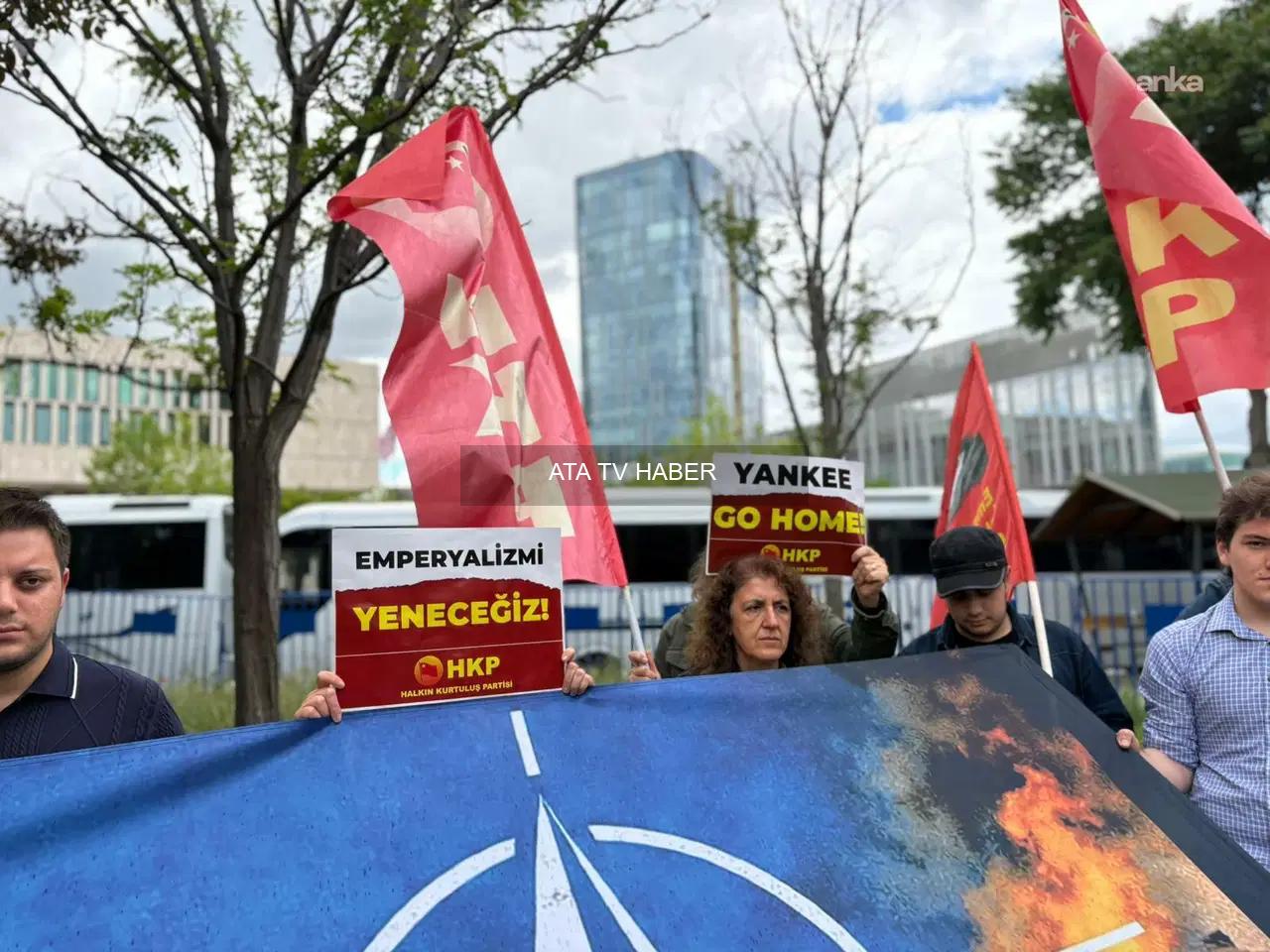 HKP Üyeleri ABD Büyükelçiliği Önünde NATO Zirvesi'ni Protesto Etti