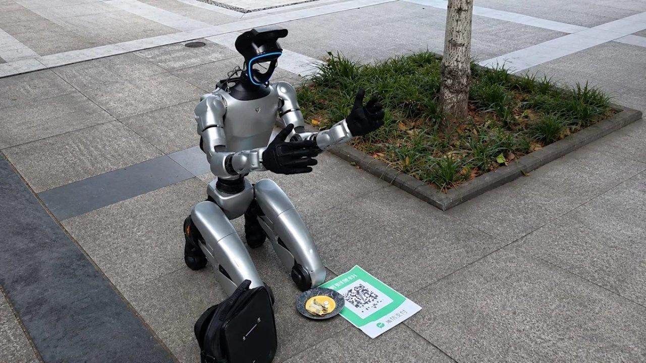 binlerce-dolar-degerindeki-robot-elektrik-faturasi-icin-dilencilige-basladi-iCiLIyna.jpg