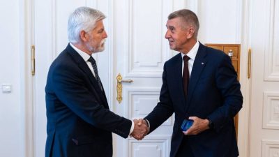 Çekya’da NATO Zirvesi Temsil Krizi: Cumhurbaşkanı Pavel ile Başbakan Babiš