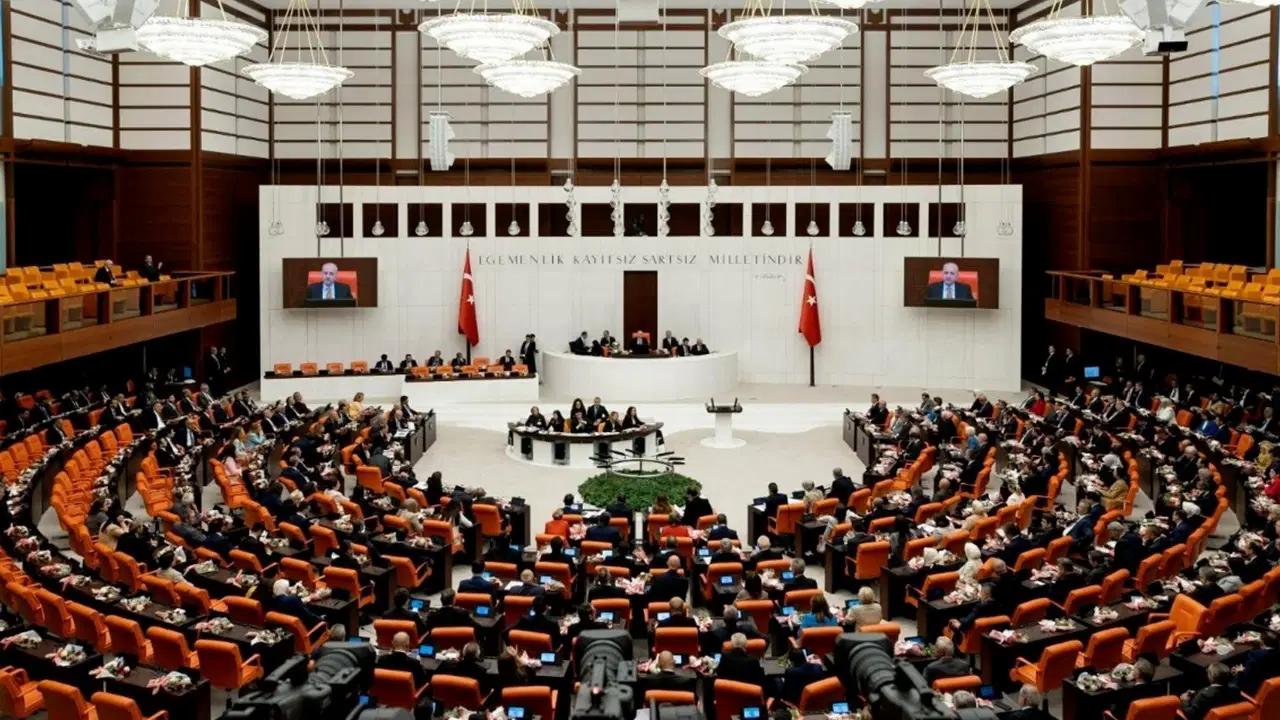 CHP’nin mahkeme kararlarına ilişkin verdiği önerge AKP ve MHP oylarıyla reddedildi