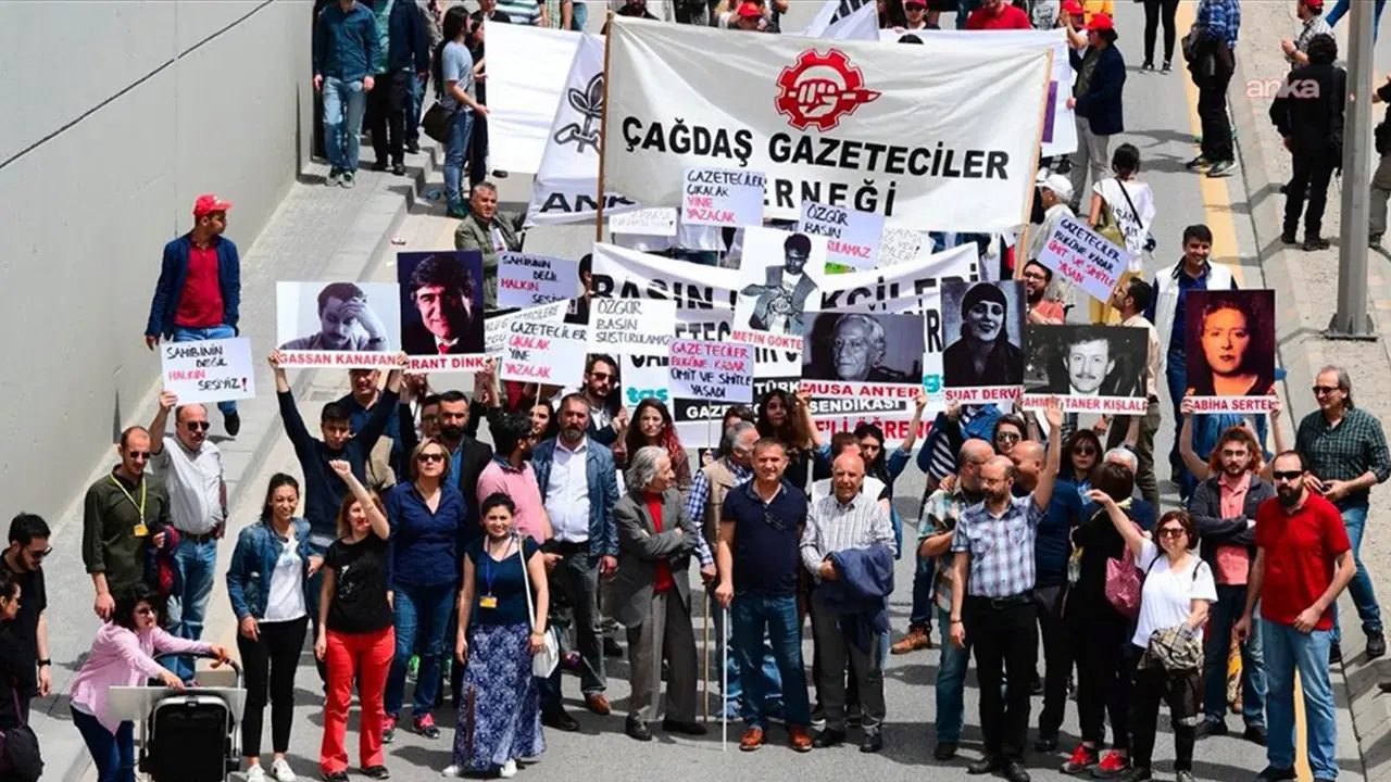 ÇGD’den NATO Zirvesi Akreditasyon Kararlarına İlişkin Açıklama Çağdaş Gazeteciler Derneği