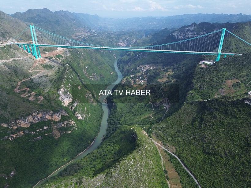 Huajiang Köprüsü inşaatında yeraltı suyu krizi, yaratıcı mühendislikle turistik bir cazibe merkezine dönüştü