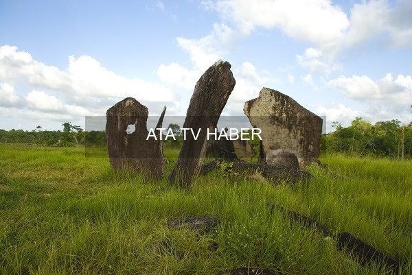 Amazonlar’ın Stonehenge’i: Amapá’daki 127 Granit Blokluk Güneş Takvimi ve Ritüel Alanı