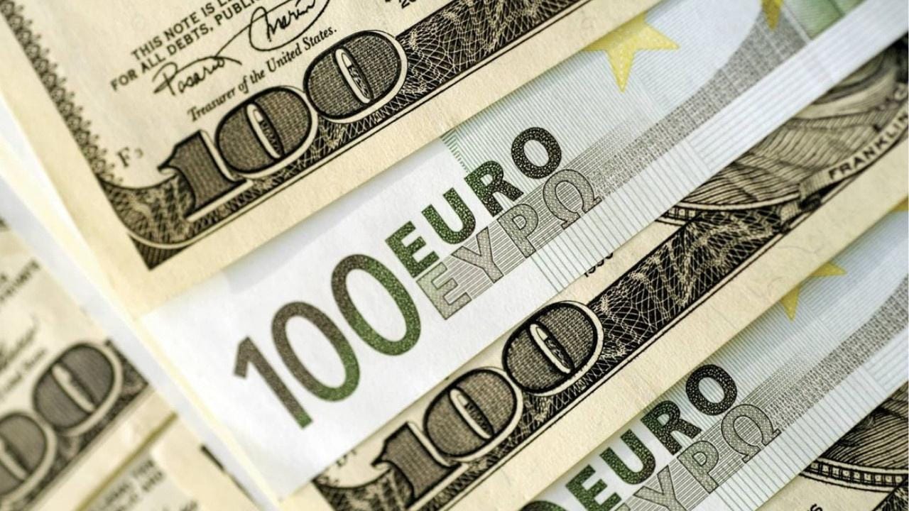 Füzeler patladı, dolar yine rekor kırdı