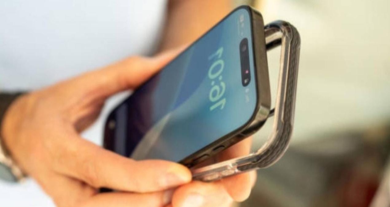 havalar-isindi-telefon-kiliflarinizi-cikarin-cagrisi-geldi-ebtgYmpi.jpg