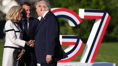 G7 Evian’da Trump-Macron Karşılama Görüntüleri Sosyal Medyada Gündem Yarattı Fransa’nın