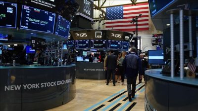 New York Borsasında Haftanın İlk İşlem Gününde Karışık Seyir New