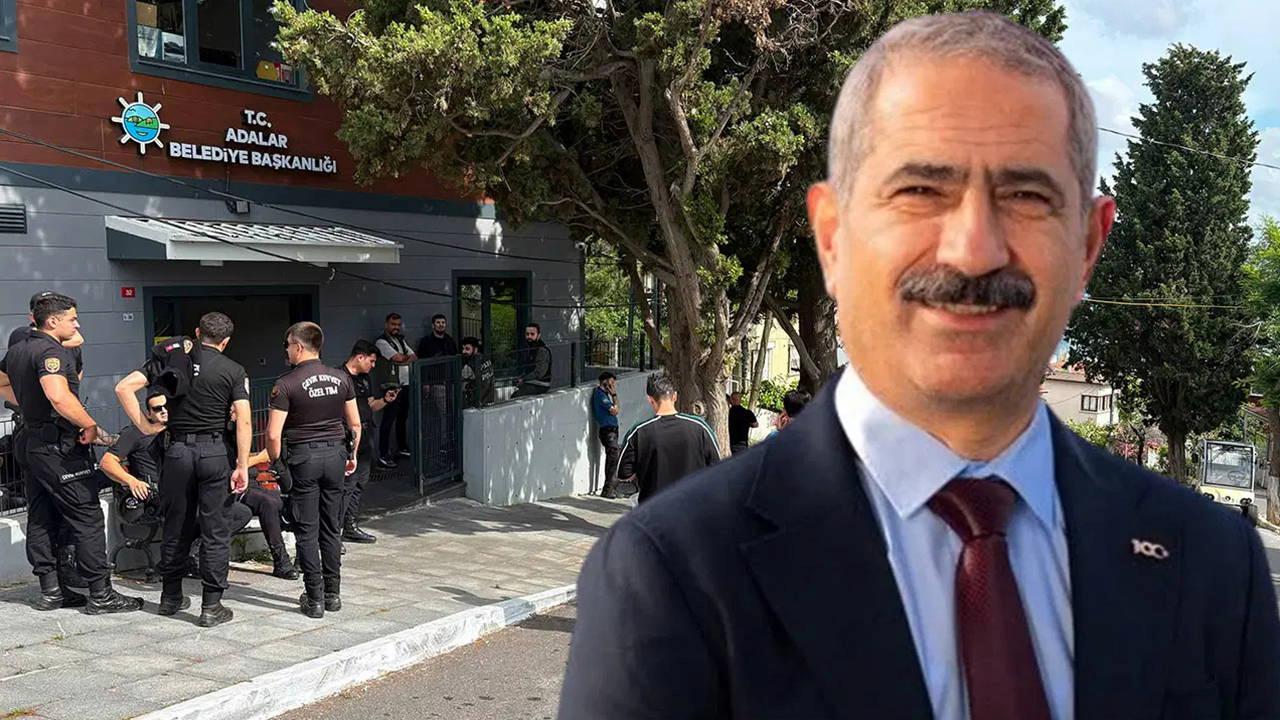 Son dakika… Adalar Belediyesi’ne operasyonda yeni gelişme: Belediye Başkanı Ali Ercan Akpolat dahil 39 kişi adliyeye sevk edildi