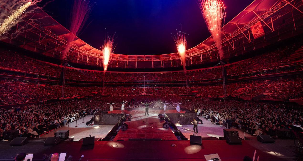 Tan Taşçı İstanbul’da Tüpraş Stadyumu’nda İkinci Kez Kapalı Gişe Konser