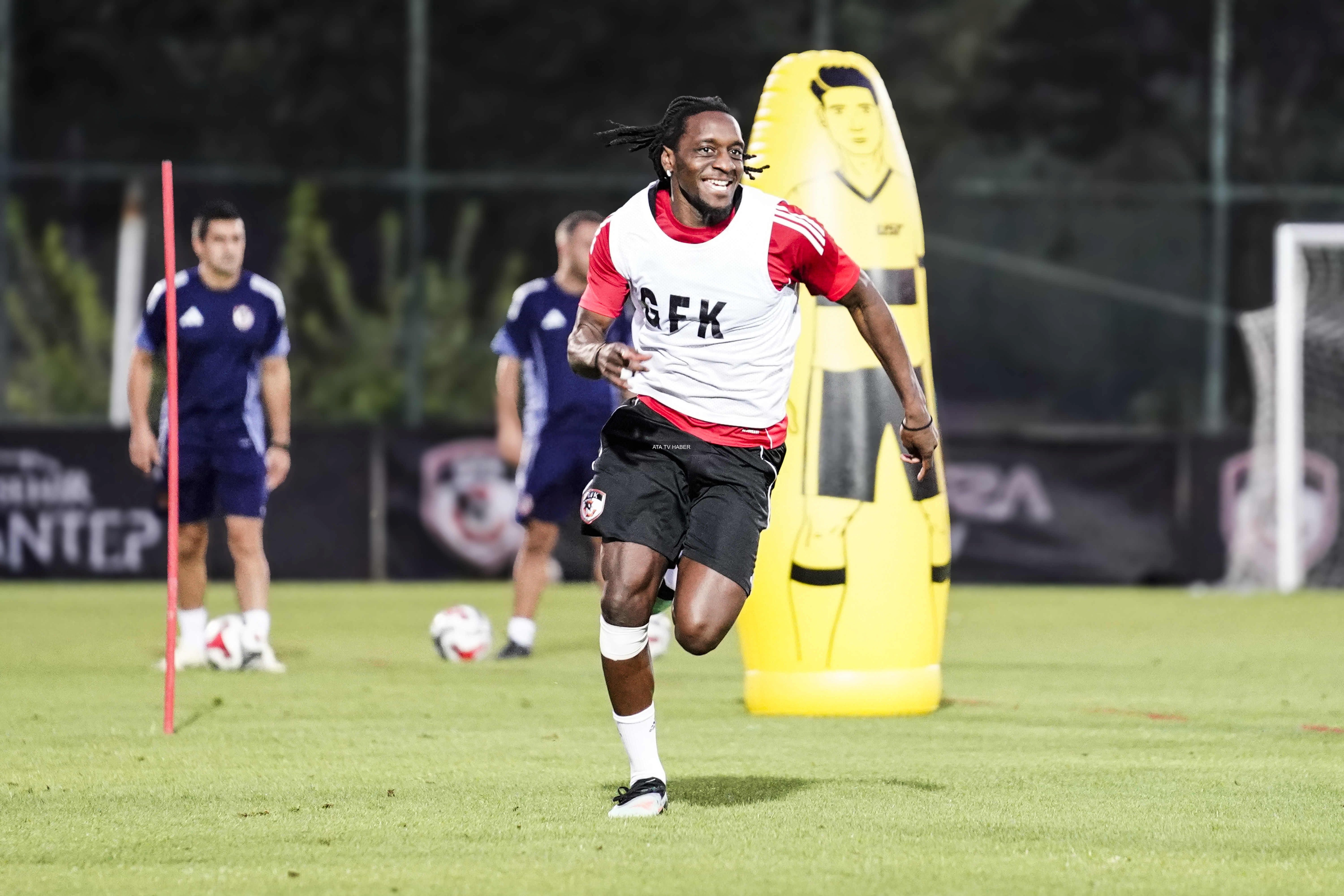 Gaziantep FK ile Christopher Lungoyi arasında sözleşme krizinde hukuki süreç başlatıldı