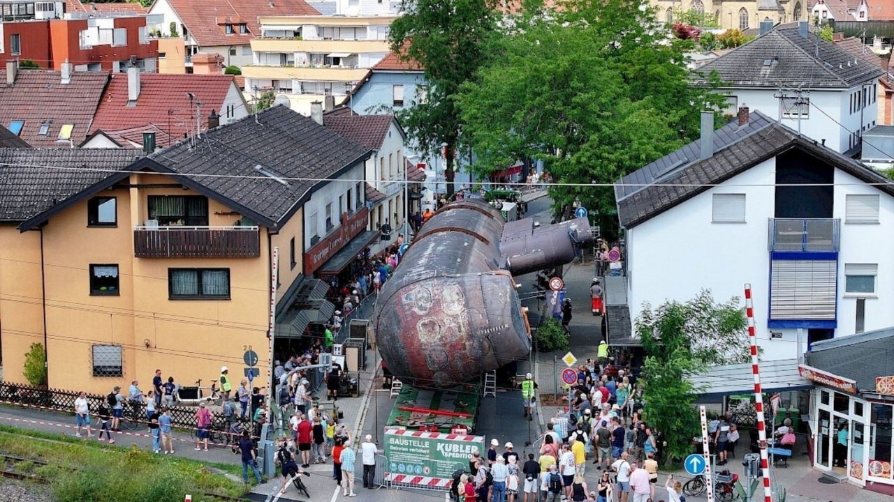 Sinsheim’e Uzanan 482 Gün: Emekli U17 Denizaltısının Nefes Kesen Kara
