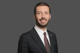 ceyhan-belediye-baskani-aydar-chpden-istifa-etti-rozetini-teslim-etti-yeni-partiye-katilacagim-dedi-7ZczDIcC.jpeg