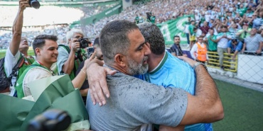 arda-turan-bursaspora-takildi-hayran-kaldi-I9UIltbQ.jpg