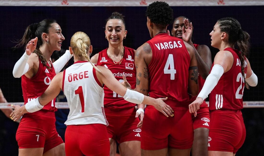 Atatürk’ün kızları dünya harikası: Şampiyon Türkiye TÜRKİYE, 2026 FIVB KADINLAR MİLLETLER LİGİNDE ŞAMPİYON A Milli Kadın