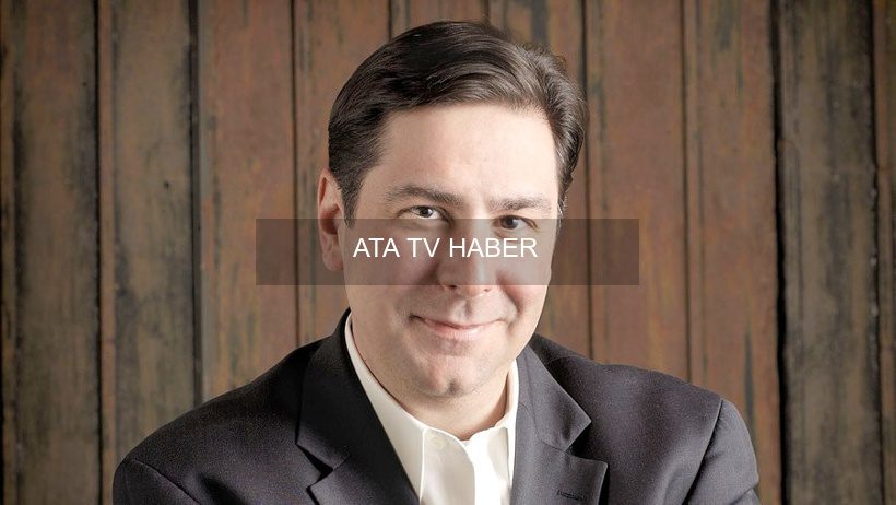 Pittsburgh Belediye Başkanı Bill Peduto, Kılık Değiştirerek Sahada Çalıştı