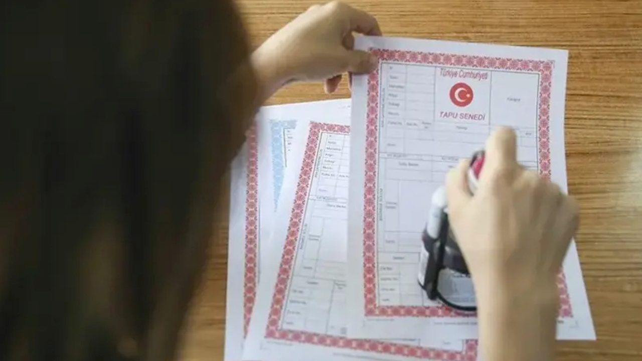 bir-de-baktiniz-ki-eviniz-arsaniz-satilmis-e-devletten-kontrol-edin-KUrvaOZU.jpg