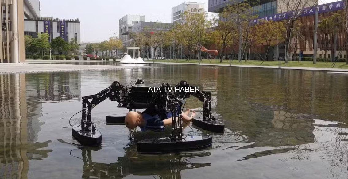 QuadBoat: Dört Bacaklı Otonom Kurtarma Robotu Denizlerde Deneniyor