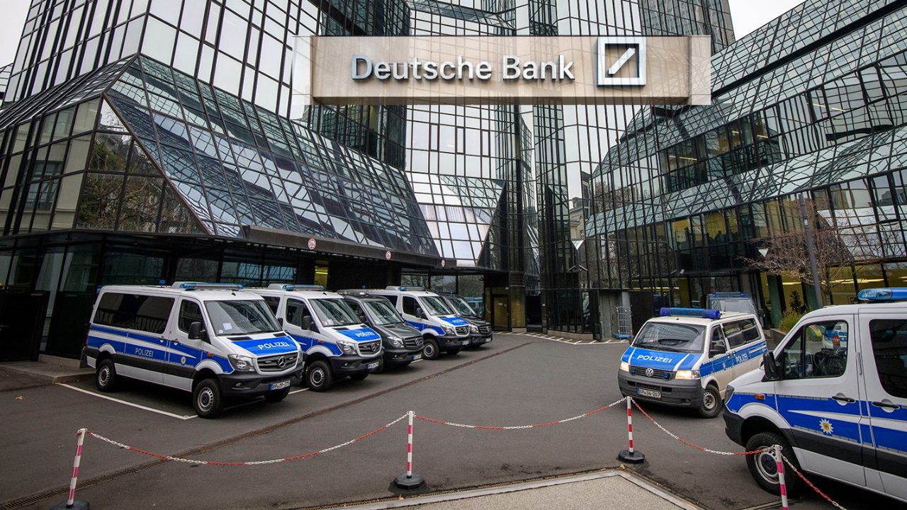 Deutsche Bank Merkez Şubesinde Frankfurt’ta Kapsamlı Arama Almanya’nın finans merkezi
