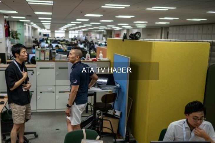 Tokyo'da Yazlık Ofis Kıyafetleri Tartışması: Şort, Rahatlık ve Toplumsal Tepkiler