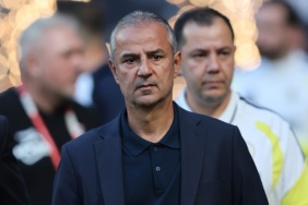 fenerbahcede-ismail-kartaldan-2-isim-icin-sakatlik-aciklamasi-iceride-buz-tedavisi-oluyorlar-kKFsTxE2.jpg