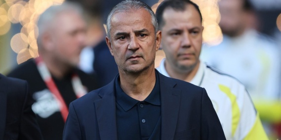 fenerbahcede-ismail-kartaldan-2-isim-icin-sakatlik-aciklamasi-iceride-buz-tedavisi-oluyorlar-kKFsTxE2.jpg